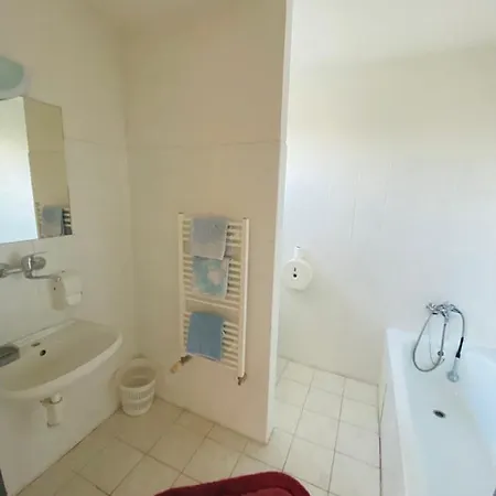 Pokoje S Vlastni Koupelnou A Wc Πανσιόν 3*